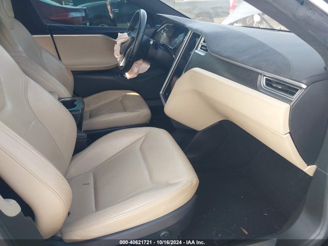 2016 TESLA MODEL S 5YJSA1E43GF119650 Photo 4