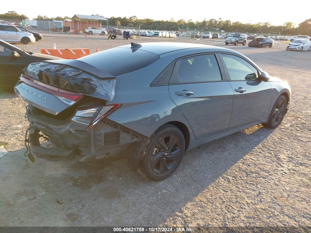 Hyundai ELANTRA SEL 2022 KMHLM4AG1NU240898 Image 4
