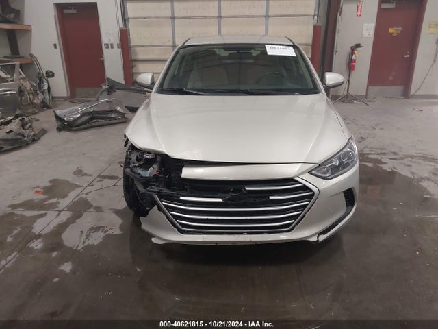 5NPD74LF1HH195755 Hyundai ELANTRA SE