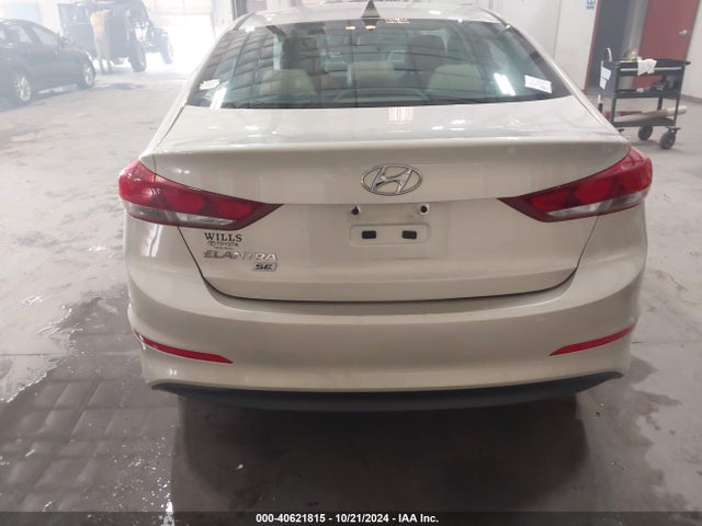Hyundai ELANTRA SE 2017 5NPD74LF1HH195755 Image 16