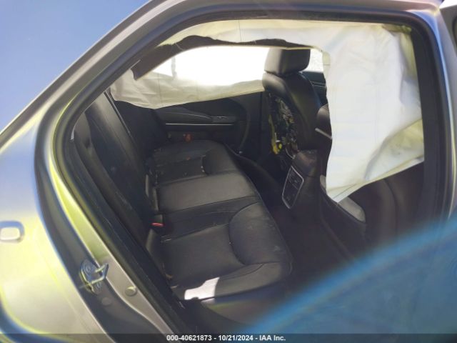 2C3CCAKGXJH268169 Chrysler 300 Limited Awd
