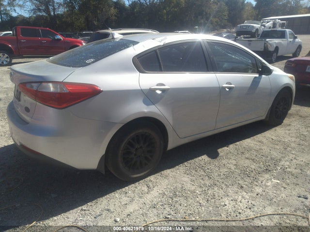 KIA FORTE LX 2016 KNAFX4A63G5513303 Image 4