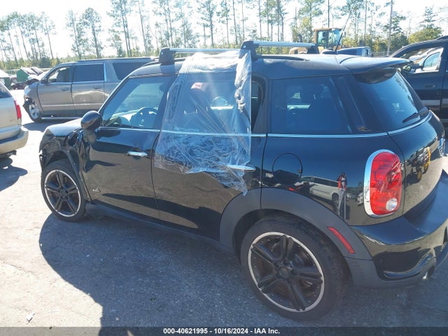 2011 MINI COOPER S COUNTRYMAN WMWZC5C56BWM10480 Photo 2