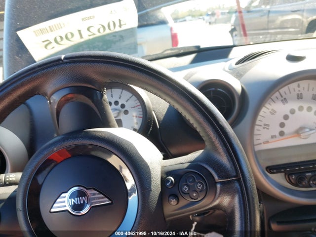 2011 MINI COOPER S COUNTRYMAN WMWZC5C56BWM10480 Photo 6