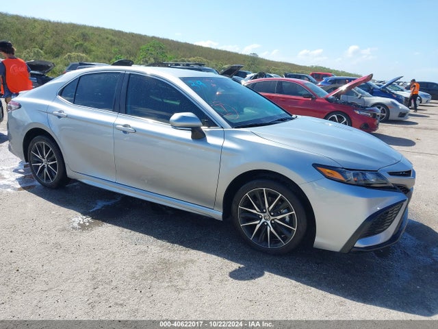 Toyota CAMRY SE 2023 4T1G11AK2PU741170 Image 1