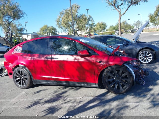 7SAXCBE69NF338314 Tesla Model X Plaid Tri Motor All-wheel Drive