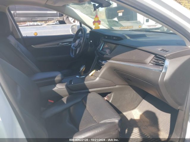 1GYKNDRS5HZ126264 Cadillac XT5 LUXURY