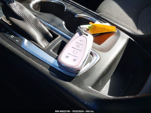 3GNAXSEVXJL350232 Chevrolet EQUINOX LT