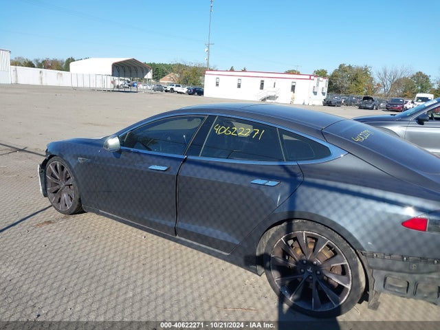 Tesla Model S 60/70/75/85 2016 5YJSA1E14GF154218 Image 14