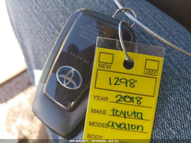 4T1B31HK9JU503866 Toyota Camry Hybrid Le