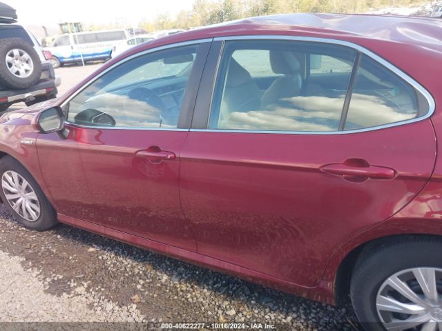 4T1B31HK9JU503866 Toyota Camry Hybrid Le