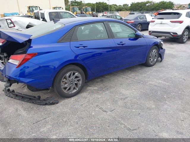 Hyundai ELANTRA SEL 2024 KMHLM4DG0RU650268 Image 4