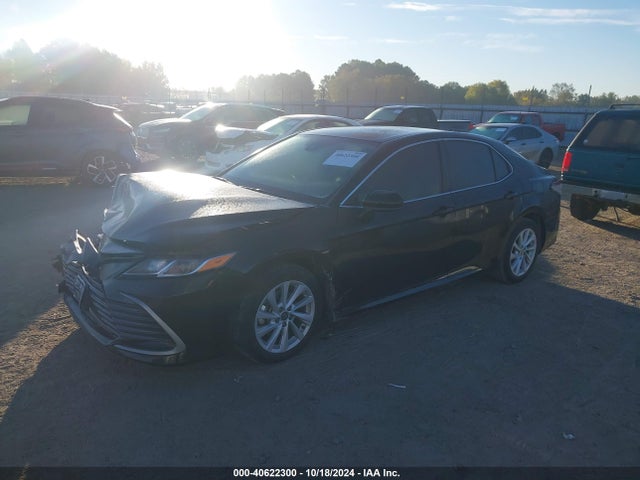 Toyota CAMRY LE 2021 4T1C11AK4MU490548 Image 2