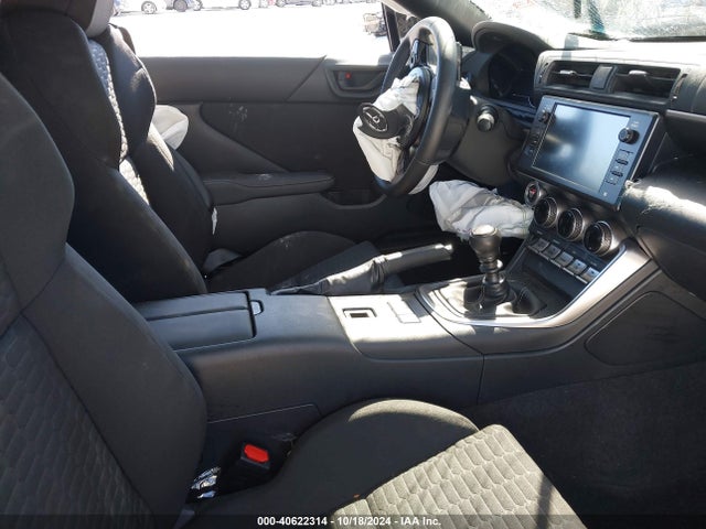 Toyota GR86 2024 JF1ZNBB1XR9758436 Image 5