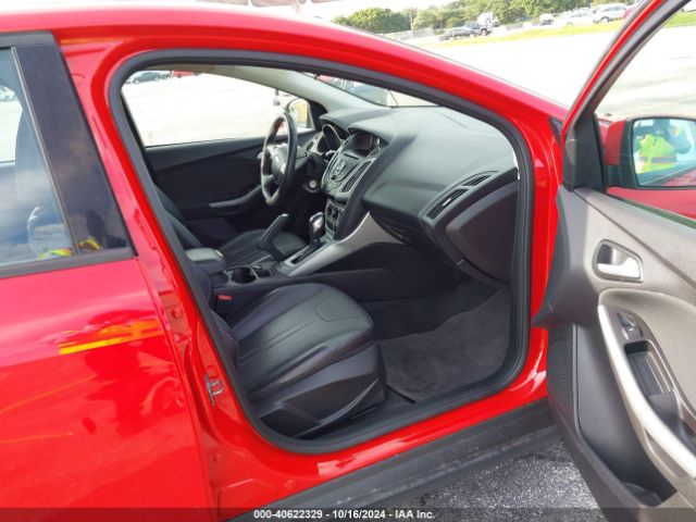 1FADP3K29EL323455 Ford FOCUS SE