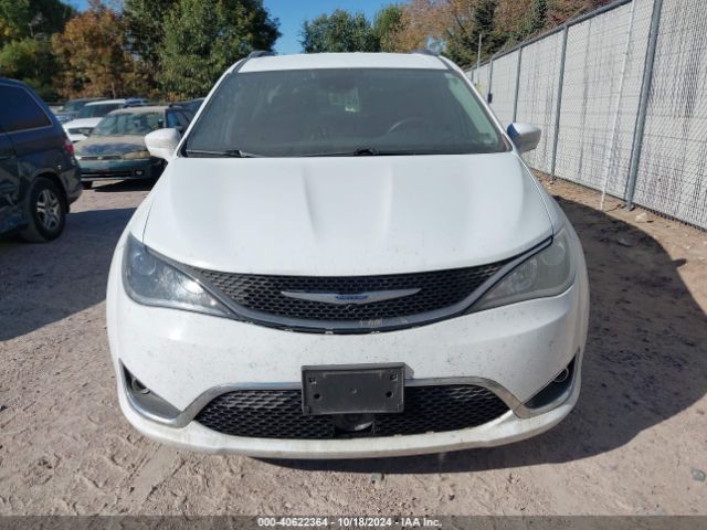 2C4RC1EG7HR684105 Chrysler Pacifica Touring-l Plus