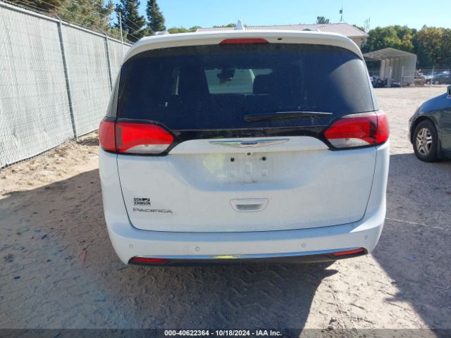 2C4RC1EG7HR684105 Chrysler Pacifica Touring-l Plus