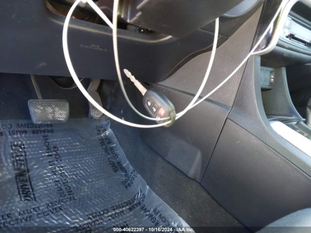 5YFBURHE7KP895755 Toyota COROLLA LE