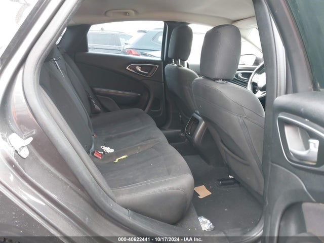 Chrysler 200 Limited 2015 1C3CCCAB5FN502878 Image 8