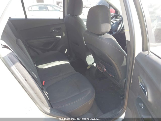 Chevrolet TRAX LS 2017 3GNCJKSBXHL244863 Image 8