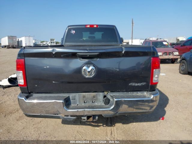 3C6UR5HJ0MG639831 RAM 2500 Tradesman  4x4 8' Box