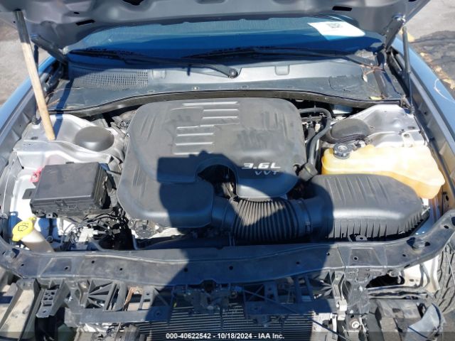2C3CDXHG4JH125208 Dodge Charger Sxt Plus Rwd