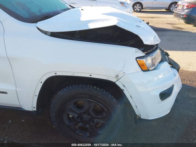 1C4RJFAG3HC912067 Jeep Grand Cherokee Laredo 4x4