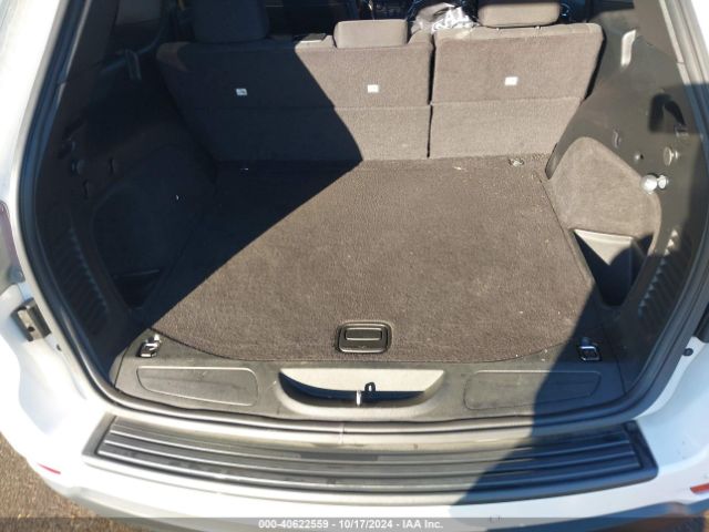 1C4RJFAG3HC912067 Jeep Grand Cherokee Laredo 4x4