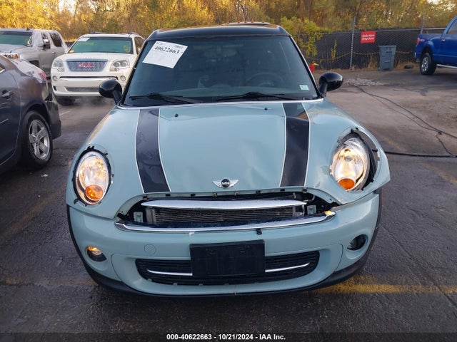 2012 MINI COOPER CLUBMAN WMWZF3C55CT190506 Photo 5
