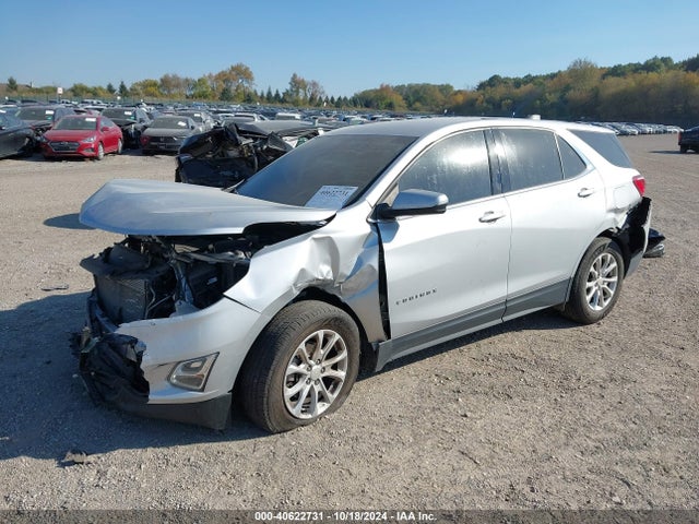 Chevrolet EQUINOX LT 2018 2GNAXSEVXJ6270661 Image 2
