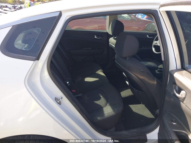 KIA Optima Lx 2016 5XXGT4L32GG065265 Image 8