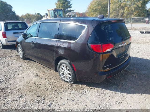2C4RC1DG4HR607581 Chrysler Pacifica Touring