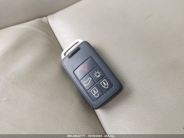 YV4612RM6F2659445 Volvo Xc60 T5 Platinum