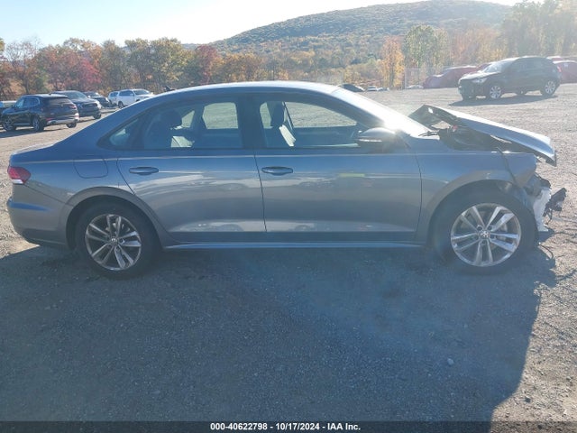 1VWAA7A39MC005704 Volkswagen Passat 2.0t S