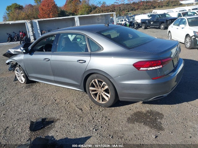 1VWAA7A39MC005704 Volkswagen Passat 2.0t S