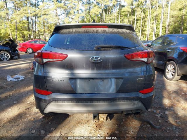 KM8J3CA25JU752490 Hyundai Tucson Value