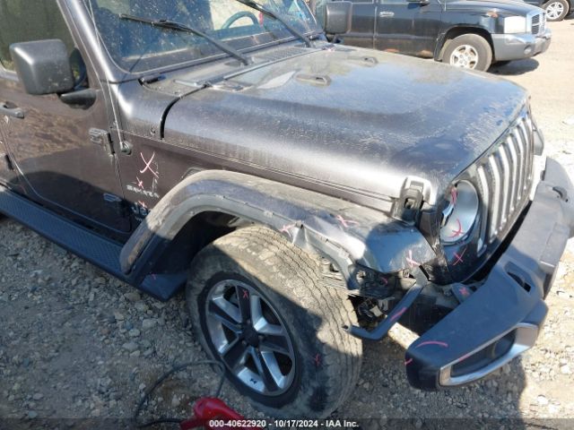 1C4HJXEG5JW115545 Jeep Wrangler Unlimited Sahara 4x4