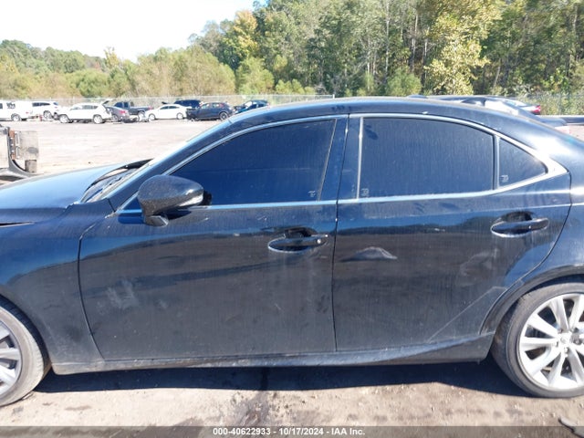 Lexus IS 200T 2016 JTHBA1D26G5032227 Image 14