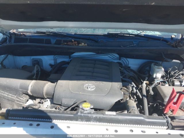 5TFEY5F18EX156409 Toyota Tundra Sr5 5.7l V8