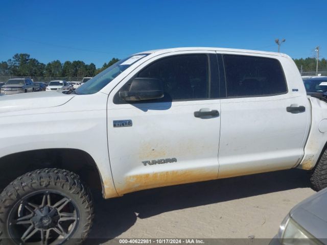 5TFEY5F18EX156409 Toyota Tundra Sr5 5.7l V8