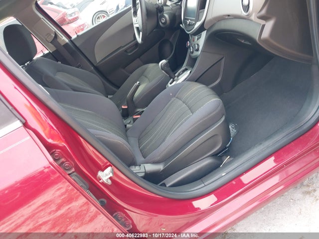 Chevrolet Sonic Lt Auto 2017 1G1JD5SB0H4133245 Image 5