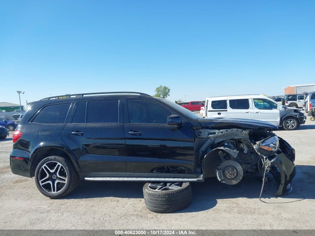 4JGDF7DE8JB061368 Mercedes-Benz Gls 550 4matic