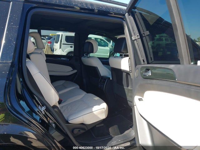 4JGDF7DE8JB061368 Mercedes-Benz Gls 550 4matic