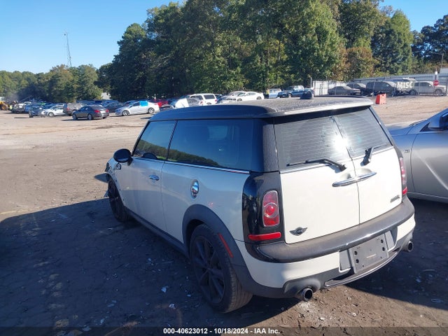 2012 MINI COOPER S CLUBMAN WMWZG3C5XCTY38855 Photo 2