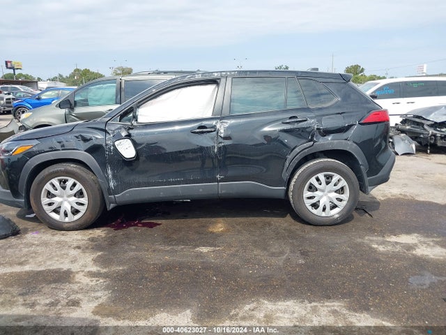 Toyota Corolla Cross L 2023 7MUAAAAG9PV049696 Image 13