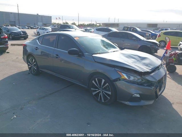 2019 1N4BL4CV4KC172151 main image