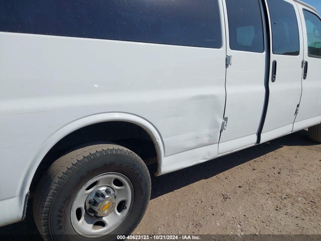 Chevrolet Express 3500 Ls 2015 1GAZGZFG4F1123341 Image 6