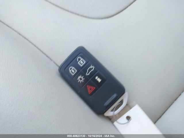 YV140MED1F1213749 Volvo V60 T5 Platinum