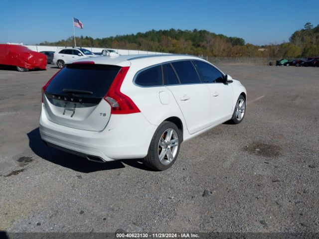 YV140MED1F1213749 Volvo V60 T5 Platinum