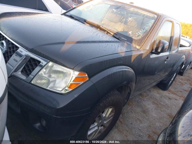Nissan Frontier Sv 2014 1N6AD0CU3EN744142 Image 2
